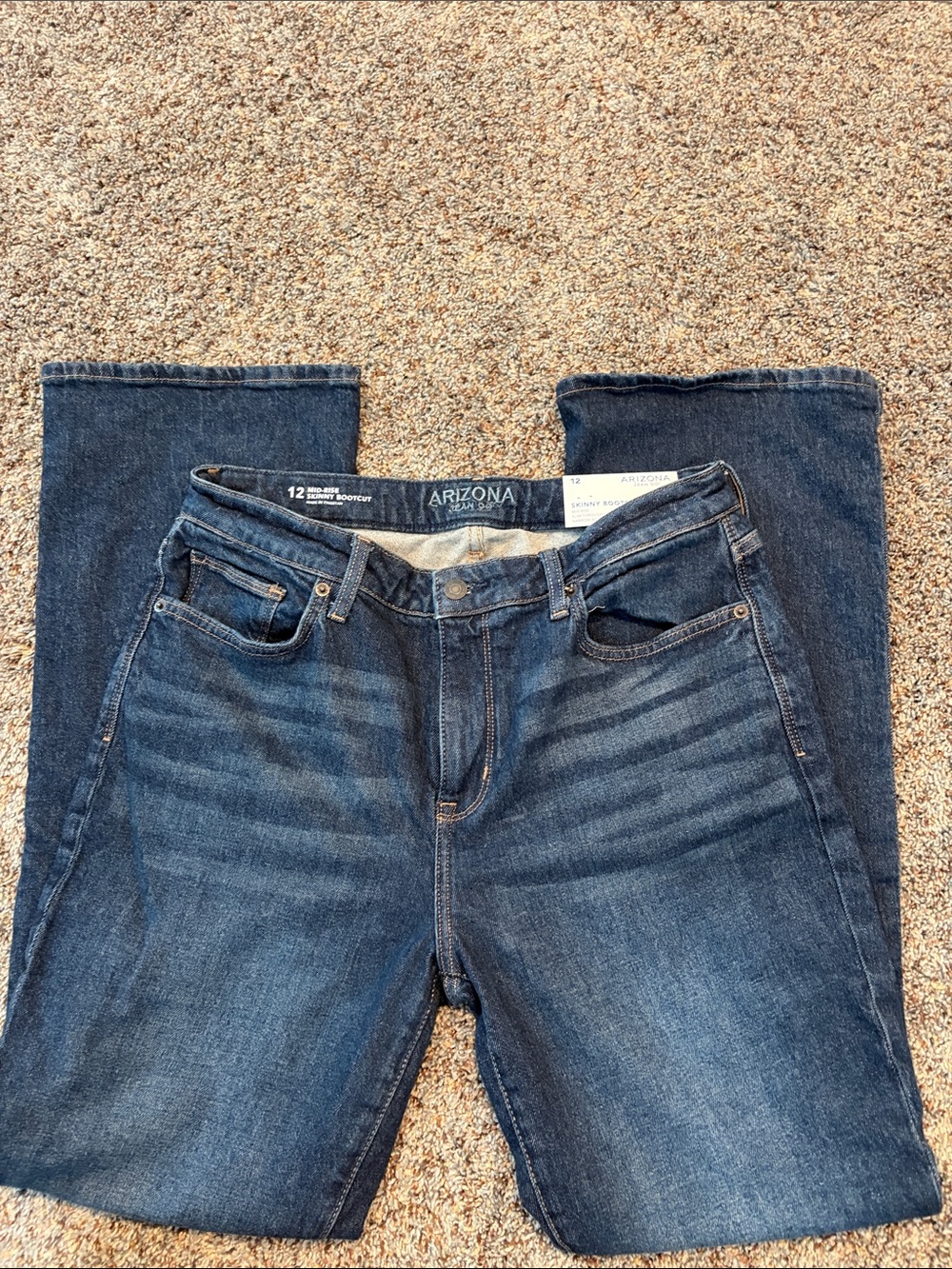 Arizona Jeans Dark Blue Classic Straight Leg -NWT